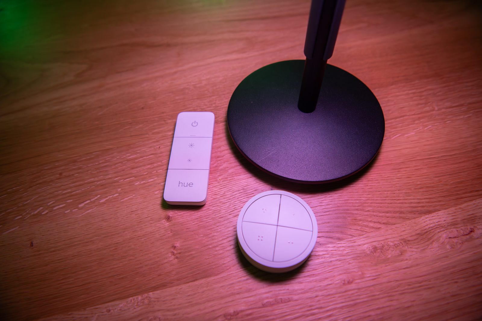مفتاح Philips Hue Dimmer وأدوات التحكم